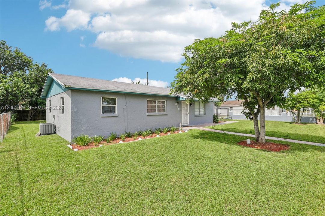 En Venta: $530,000 (3 camas, 2 baños, 1457 Pies cuadrados)
