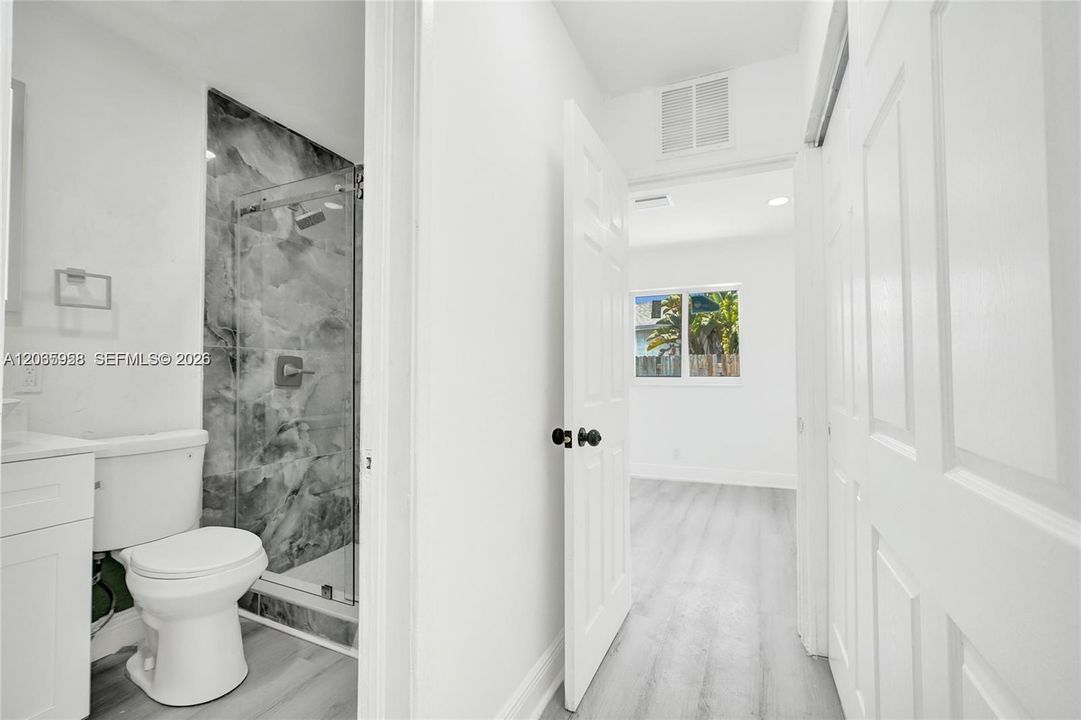 For Rent: $3,200 (3 beds, 3 baths, 2221 Square Feet)