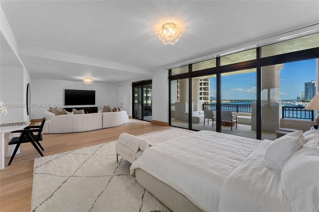 En Venta: $36,250,000 (5 camas, 6 baños, 7630 Pies cuadrados)