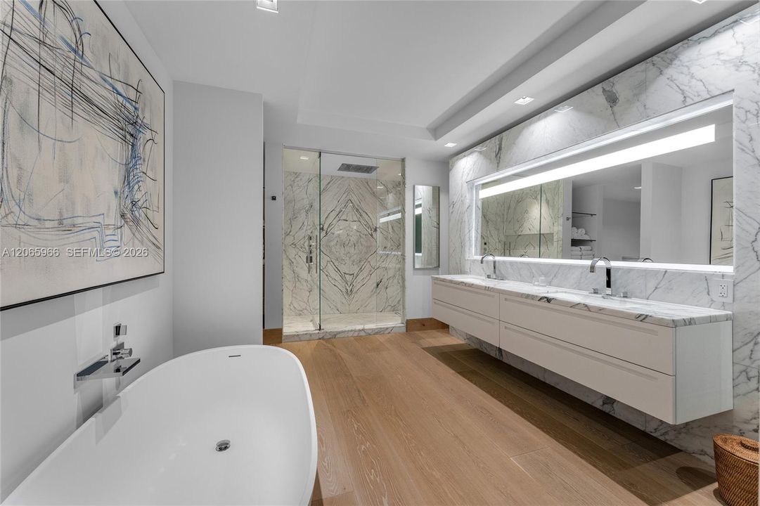 En Venta: $36,250,000 (5 camas, 6 baños, 7630 Pies cuadrados)