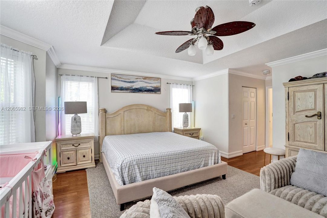 For Sale: $729,000 (4 beds, 2 baths, 2661 Square Feet)