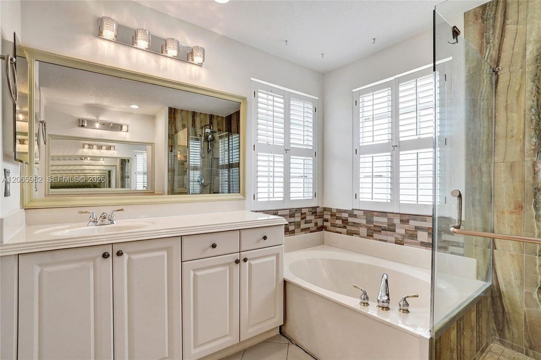 For Sale: $729,000 (4 beds, 2 baths, 2661 Square Feet)