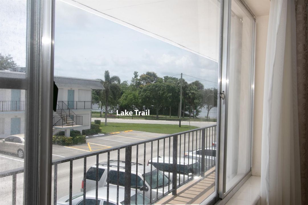 Murry-Hills-208-building4-10