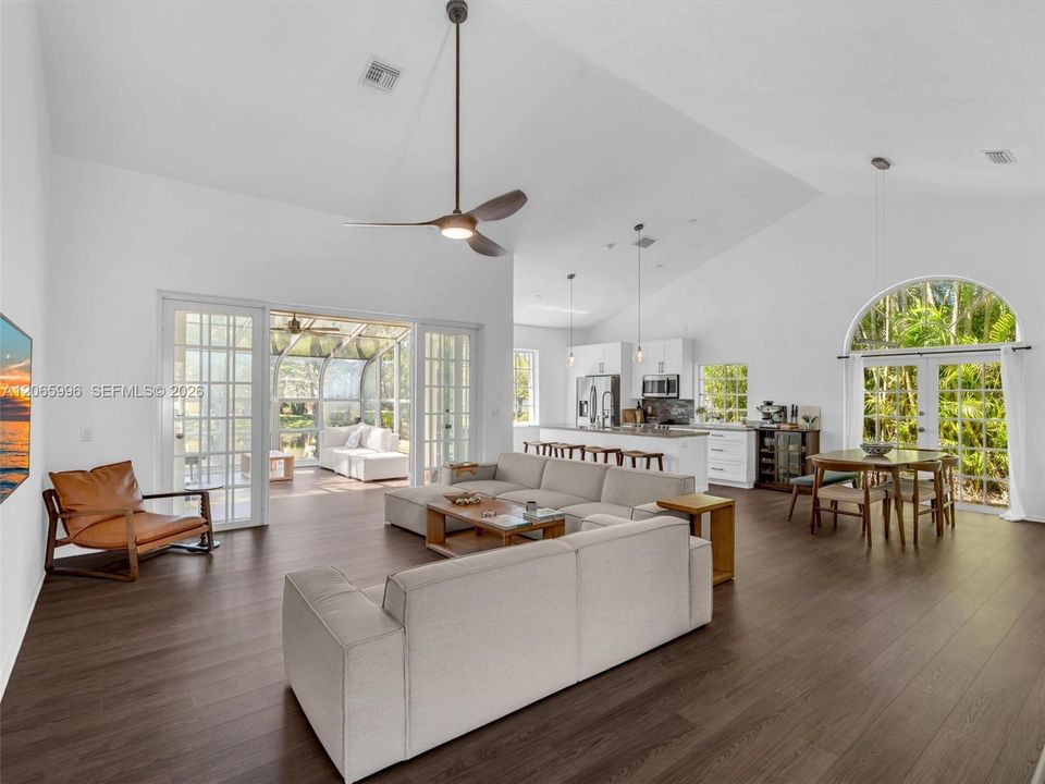 For Rent: $4,999 (3 beds, 2 baths, 1778 Square Feet)