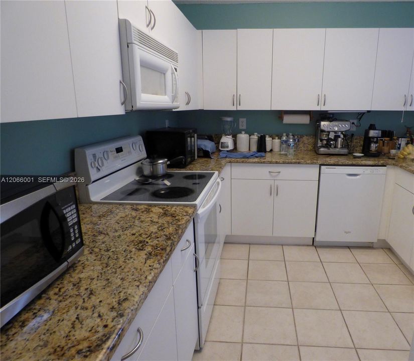 For Sale: $645,000 (3 beds, 2 baths, 1663 Square Feet)
