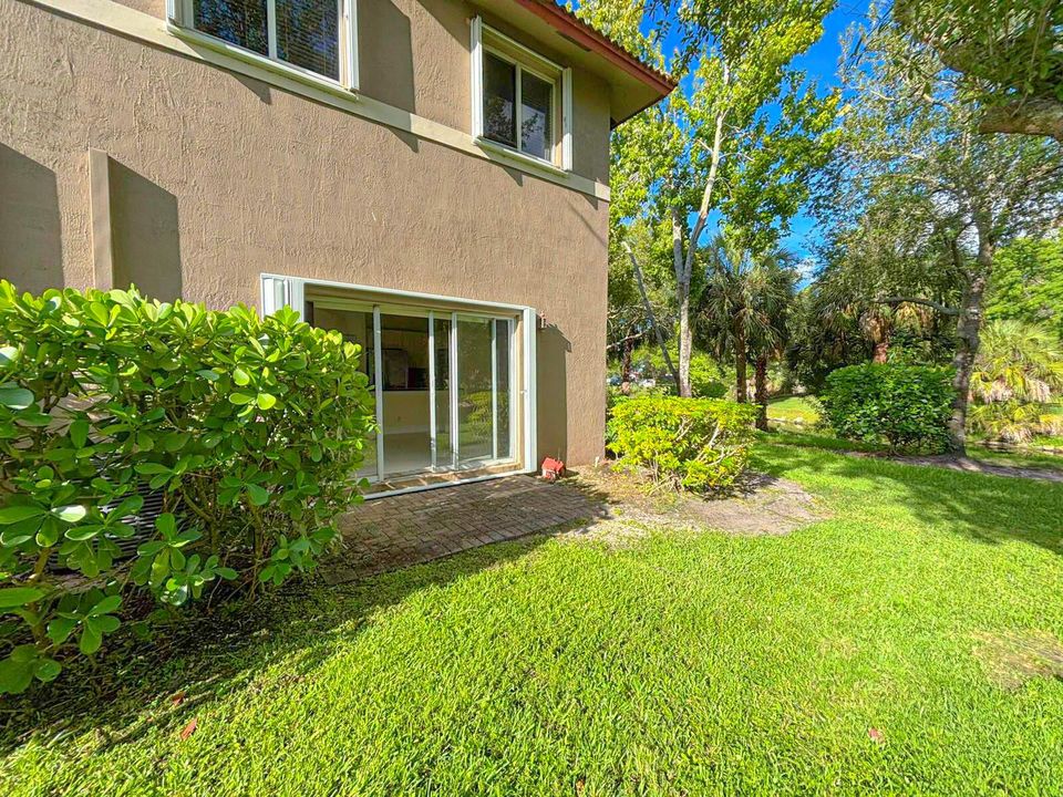 3118 Coral Ridge Dr_034