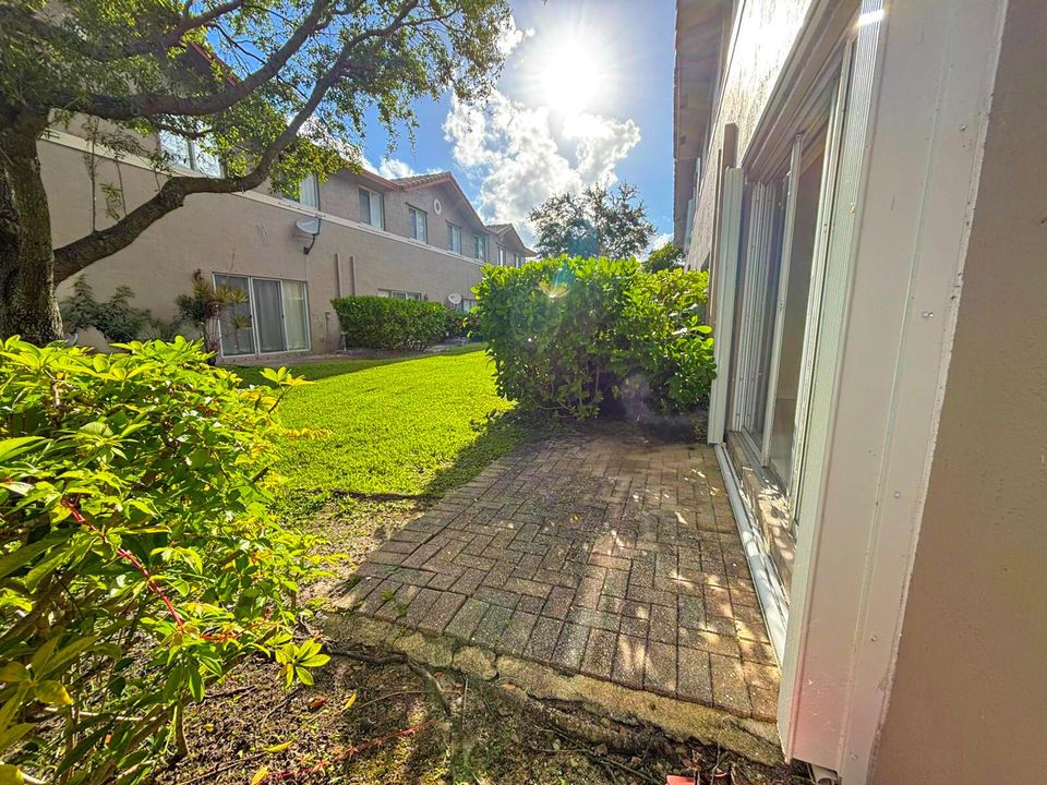 3118 Coral Ridge Dr_033
