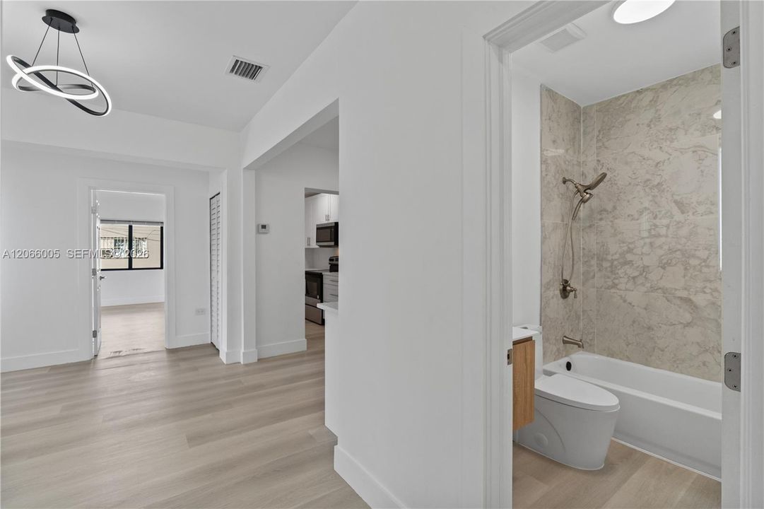For Sale: $559,900 (3 beds, 2 baths, 1412 Square Feet)