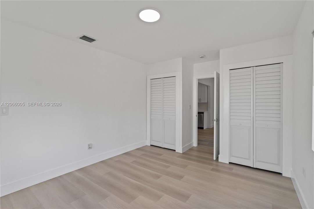For Sale: $559,900 (3 beds, 2 baths, 1412 Square Feet)