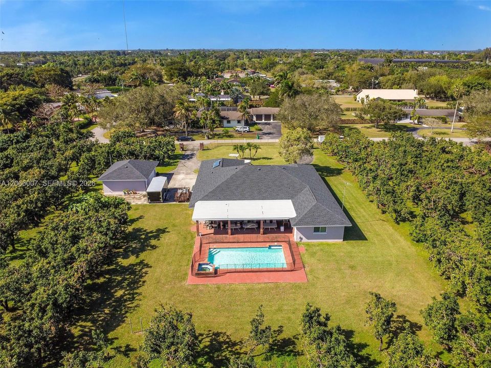 For Sale: $2,500,000 (4 beds, 4 baths, 3871 Square Feet)