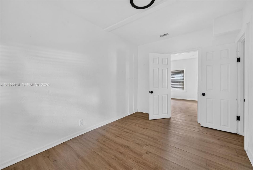 Activo con contrato: $172,000 (2 camas, 1 baños, 665 Pies cuadrados)