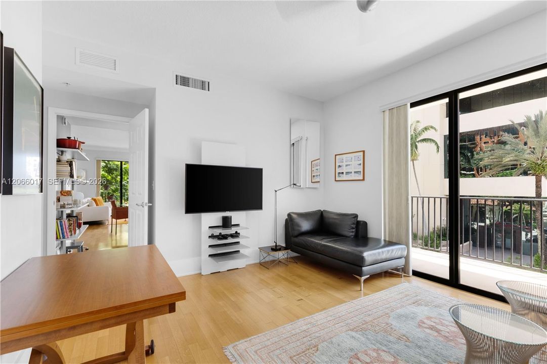 En Venta: $850,000 (2 camas, 2 baños, 1206 Pies cuadrados)