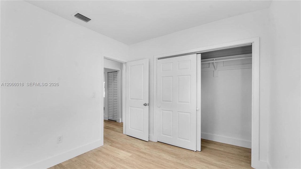 For Sale: $765,000 (3 beds, 2 baths, 1365 Square Feet)
