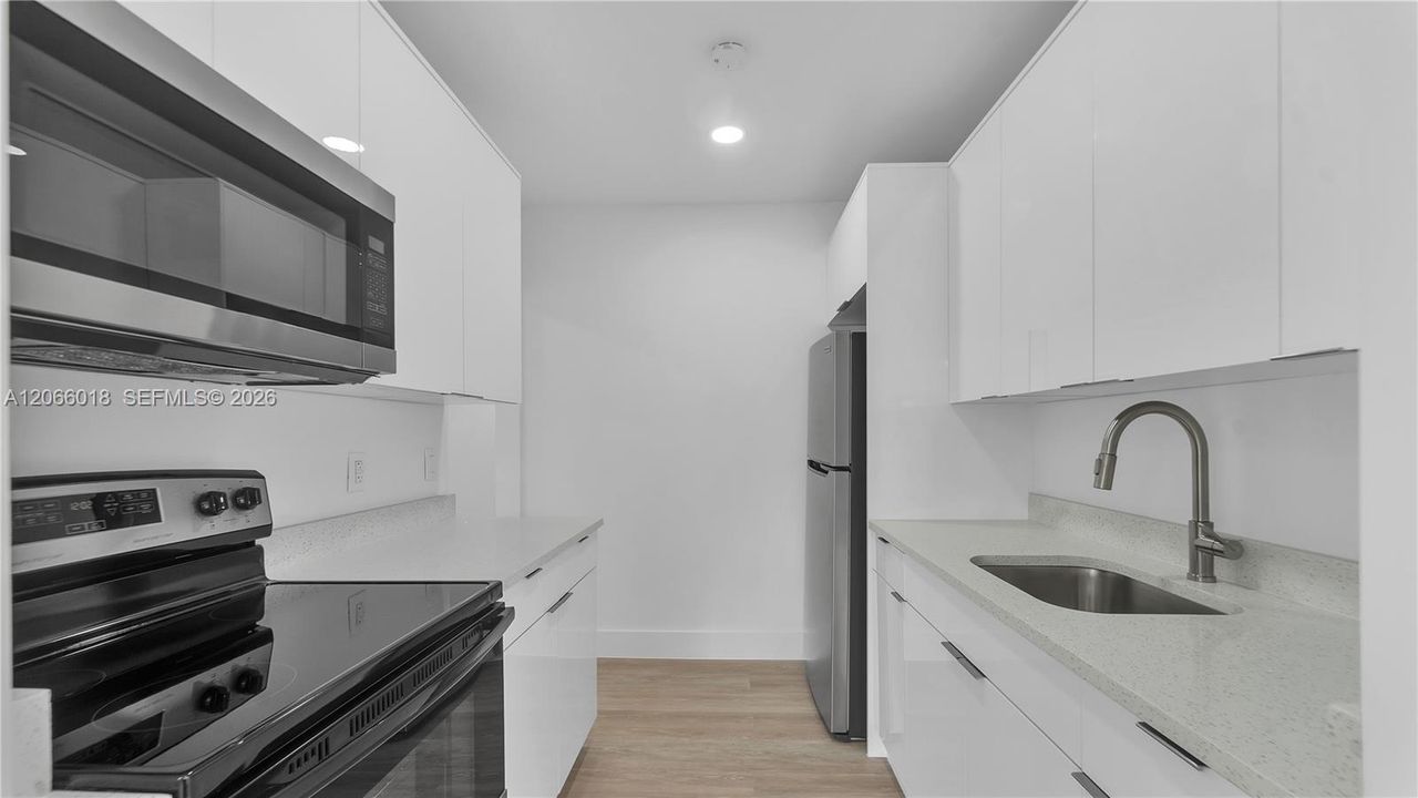 For Sale: $765,000 (3 beds, 2 baths, 1365 Square Feet)