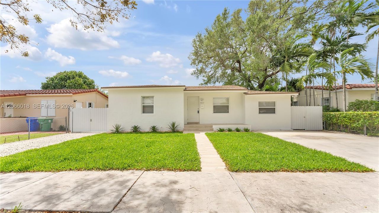 For Sale: $765,000 (3 beds, 2 baths, 1365 Square Feet)