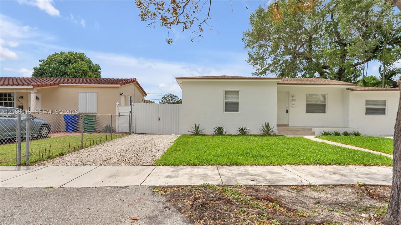 For Sale: $765,000 (3 beds, 2 baths, 1365 Square Feet)