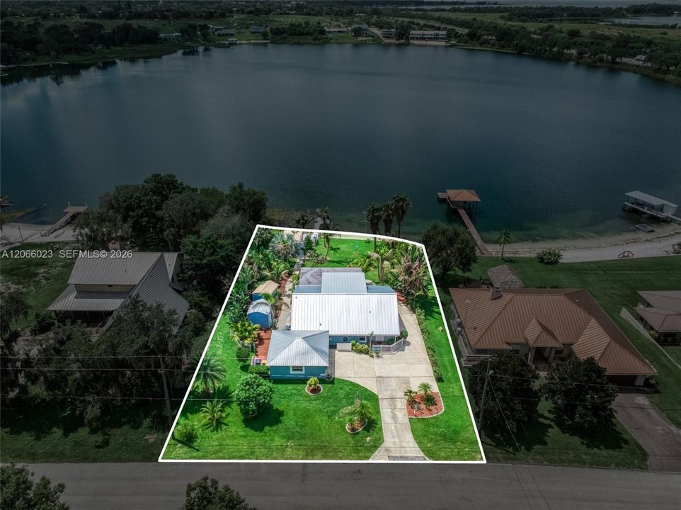 На продажу: $530,000 (4 спален, 2 ванн, 1804 Квадратных фут)