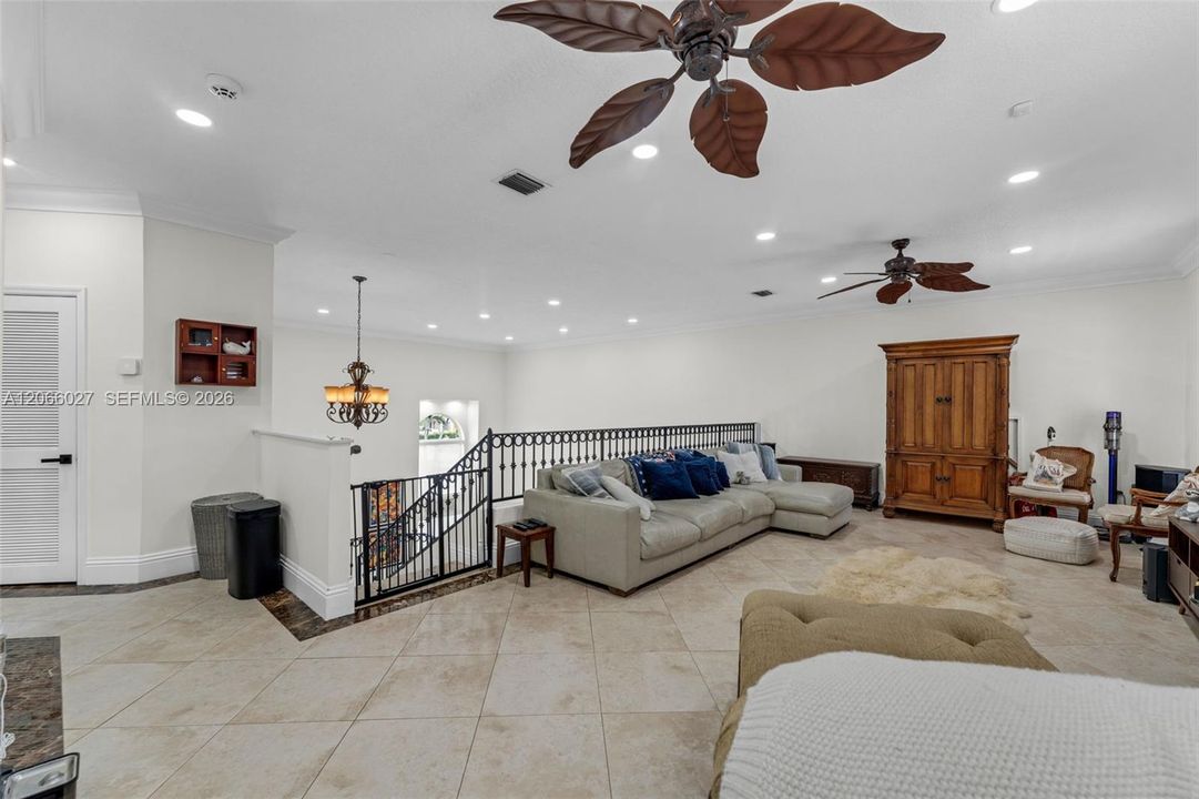 For Sale: $1,500,000 (4 beds, 3 baths, 3176 Square Feet)