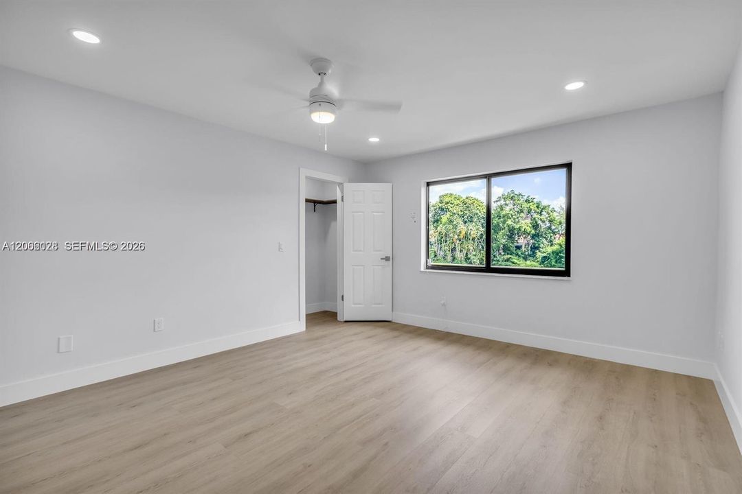 En Renta: $2,400 (2 camas, 2 baños, 1216 Pies cuadrados)