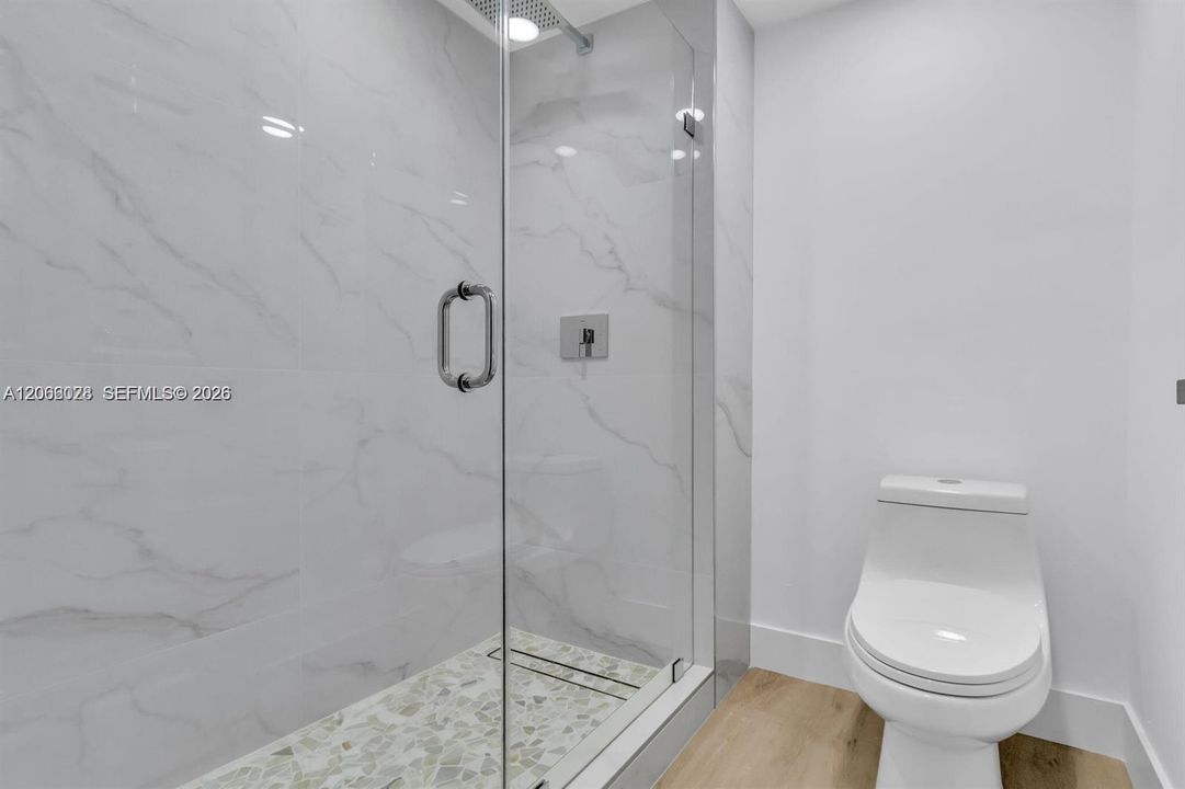 En Renta: $2,400 (2 camas, 2 baños, 1216 Pies cuadrados)