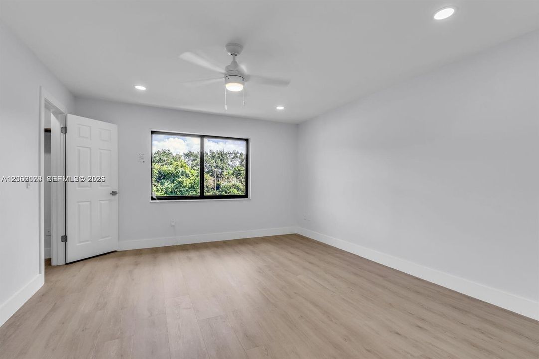 En Renta: $2,400 (2 camas, 2 baños, 1216 Pies cuadrados)