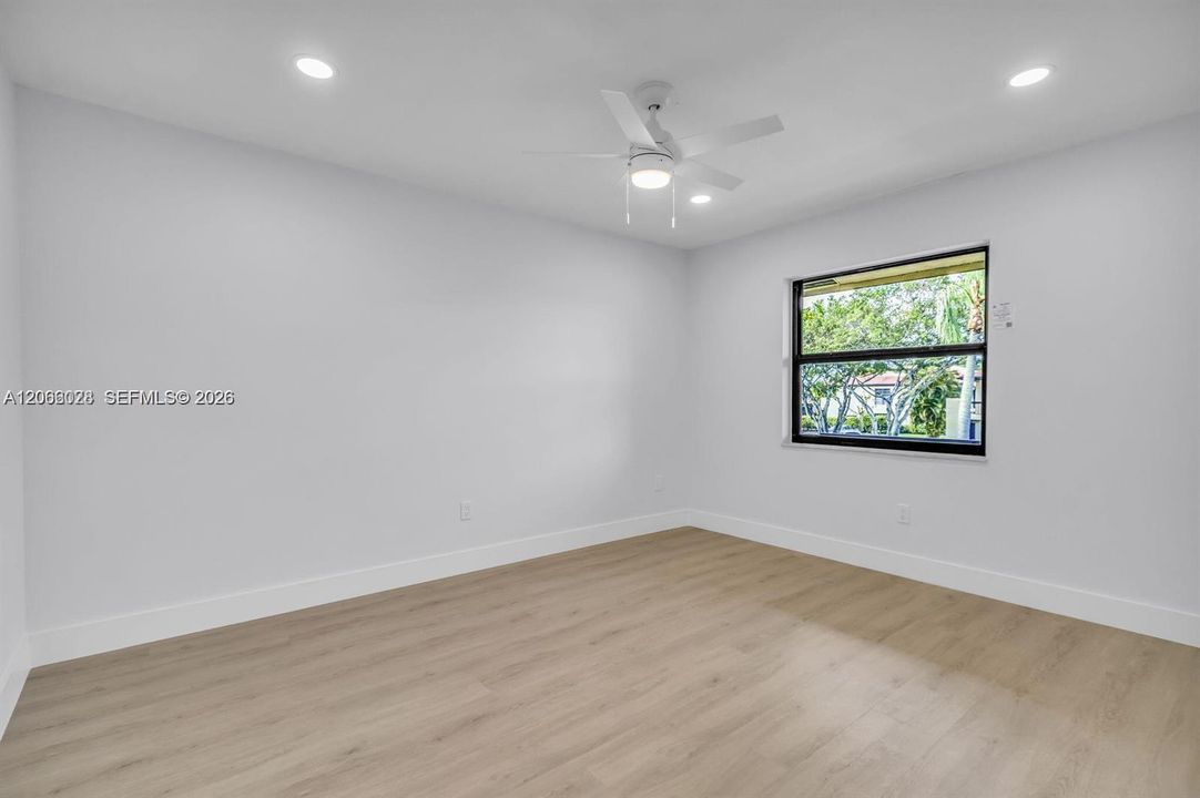 En Renta: $2,400 (2 camas, 2 baños, 1216 Pies cuadrados)