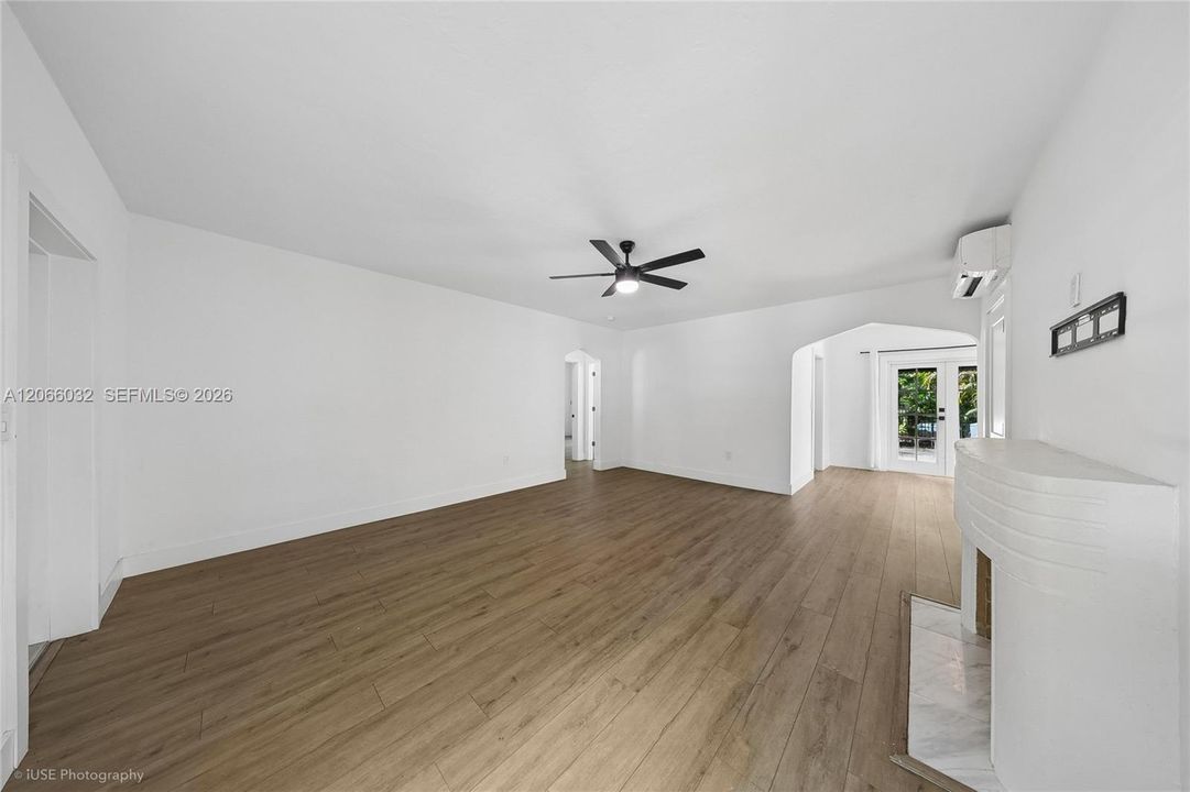 For Sale: $1,499,000 (0 beds, 0 baths, 2124 Square Feet)