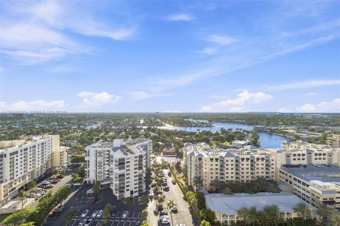 На продажу: $899,000 (2 спален, 2 ванн, 1570 Квадратных фут)