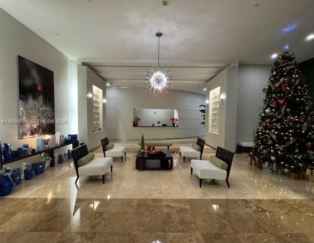 For Sale: $379,000 (1 beds, 1 baths, 957 Square Feet)