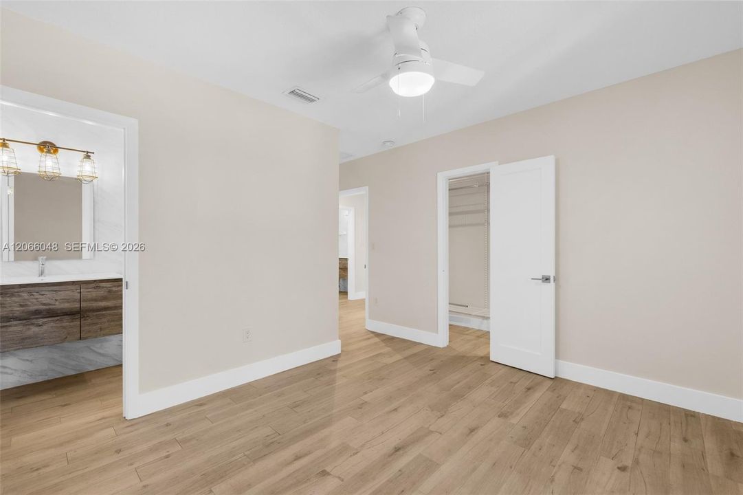 For Sale: $1,300,000 (3 beds, 2 baths, 1549 Square Feet)