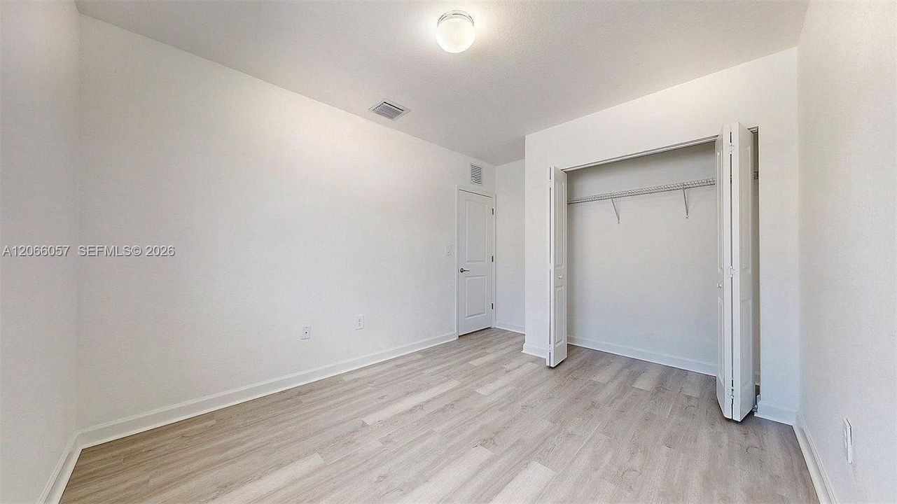 Recientemente alquilado: $2,500 (3 camas, 2 baños, 0 Pies cuadrados)