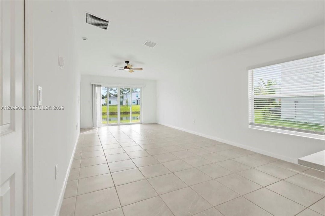 For Sale: $325,000 (3 beds, 2 baths, 1448 Square Feet)
