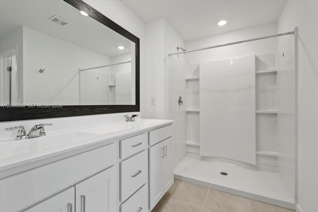 For Sale: $325,000 (3 beds, 2 baths, 1448 Square Feet)