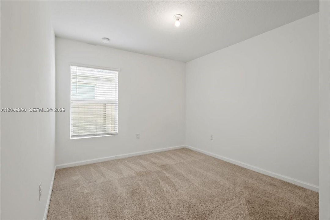 For Sale: $325,000 (3 beds, 2 baths, 1448 Square Feet)