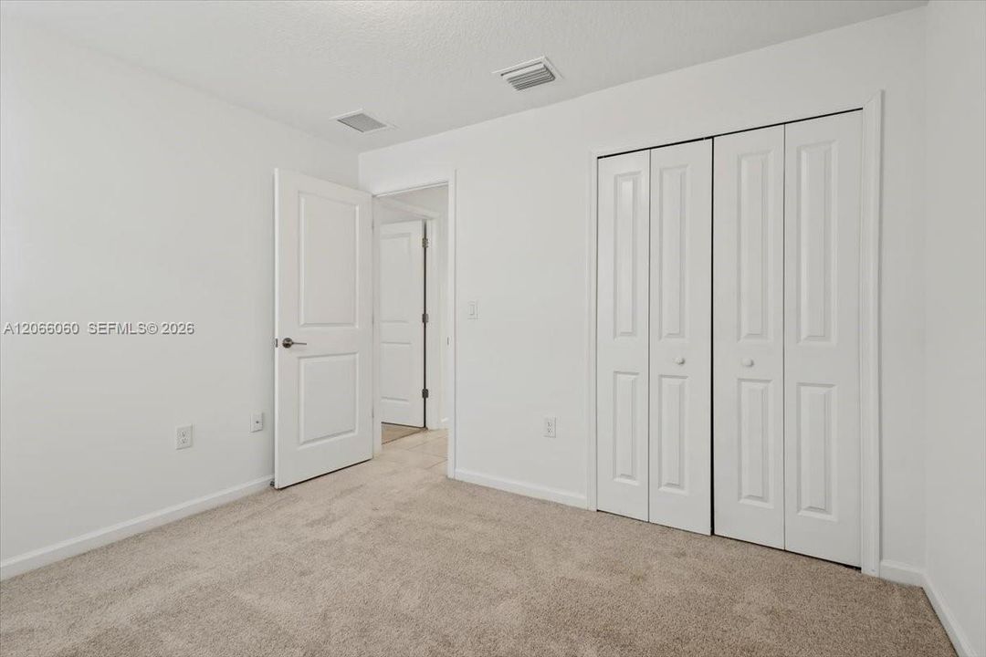 For Sale: $325,000 (3 beds, 2 baths, 1448 Square Feet)
