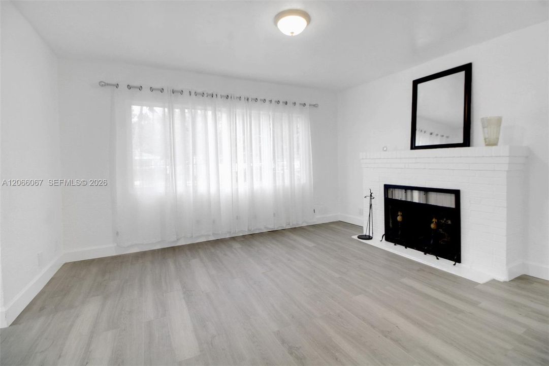 For Sale: $560,000 (0 beds, 0 baths, 1342 Square Feet)