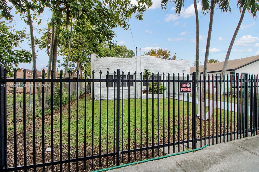 For Sale: $560,000 (0 beds, 0 baths, 1342 Square Feet)
