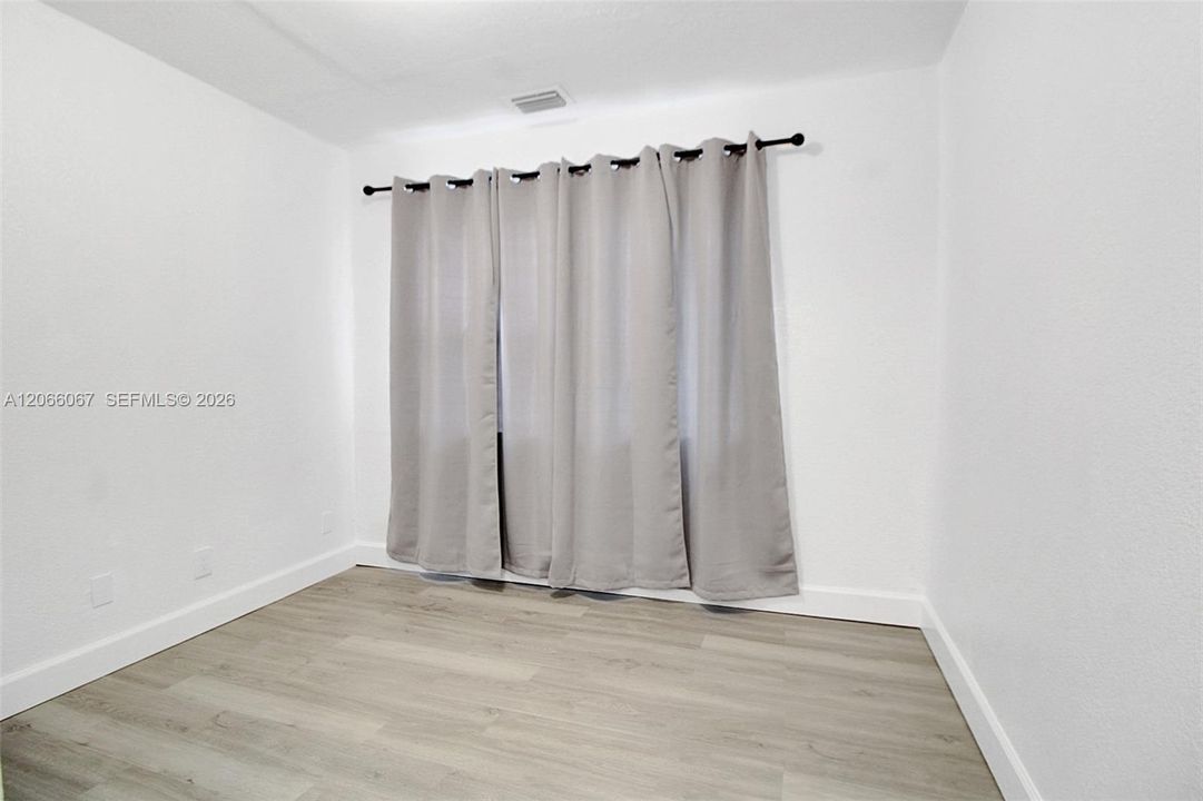 For Sale: $560,000 (0 beds, 0 baths, 1342 Square Feet)