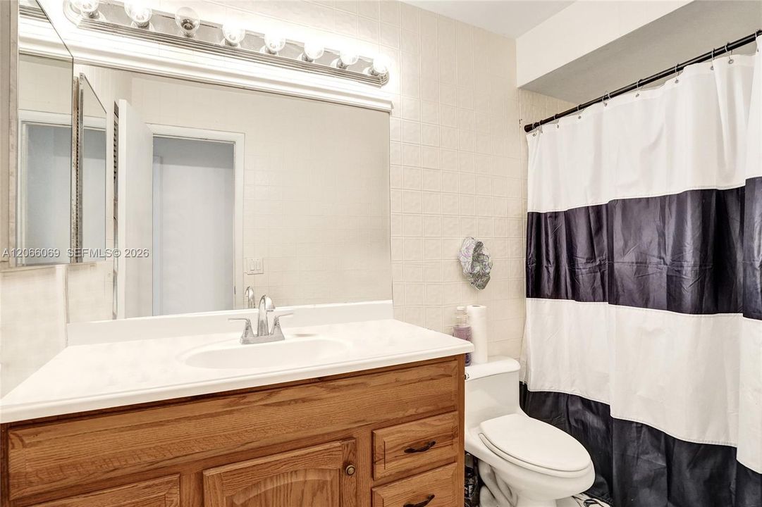 Active With Contract: $559,000 (3 beds, 2 baths, 1850 Square Feet)
