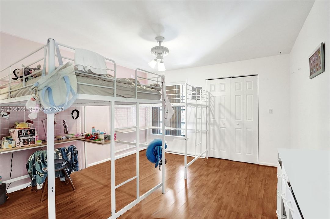 Active With Contract: $559,000 (3 beds, 2 baths, 1850 Square Feet)