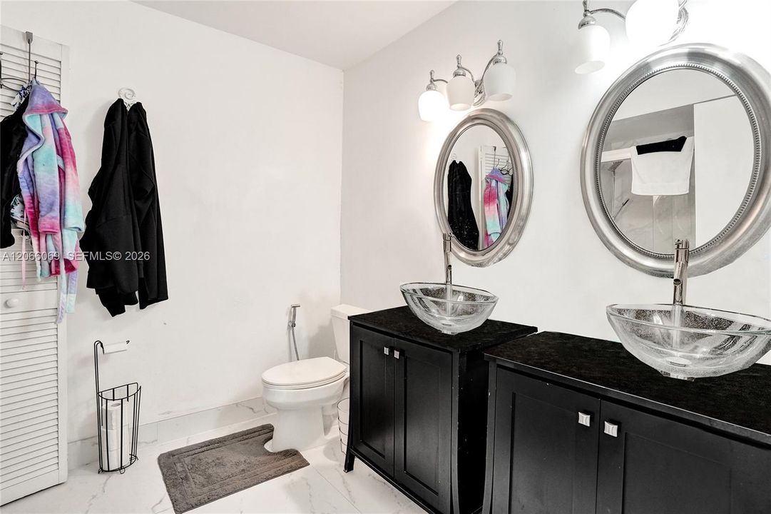 Active With Contract: $559,000 (3 beds, 2 baths, 1850 Square Feet)