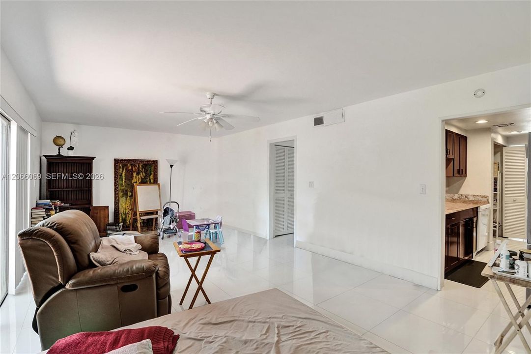 Active With Contract: $559,000 (3 beds, 2 baths, 1850 Square Feet)