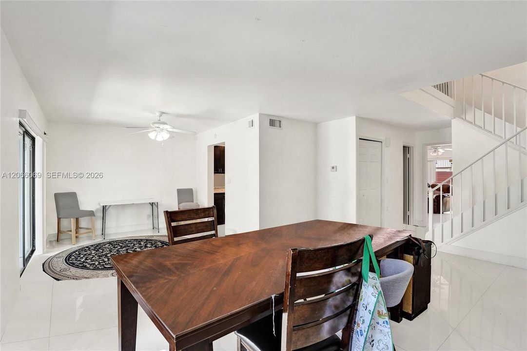 Active With Contract: $559,000 (3 beds, 2 baths, 1850 Square Feet)
