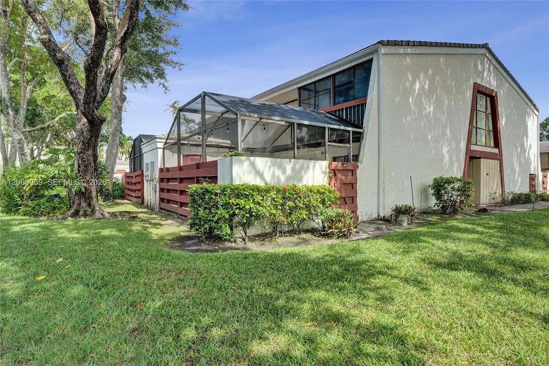 Active With Contract: $559,000 (3 beds, 2 baths, 1850 Square Feet)