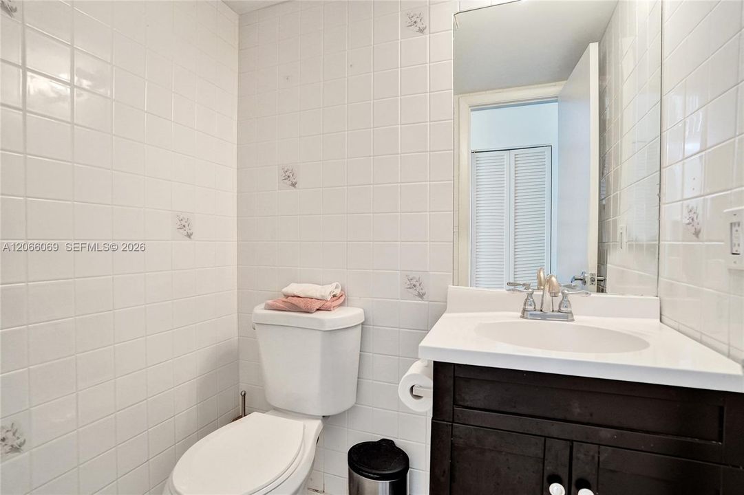 Active With Contract: $559,000 (3 beds, 2 baths, 1850 Square Feet)