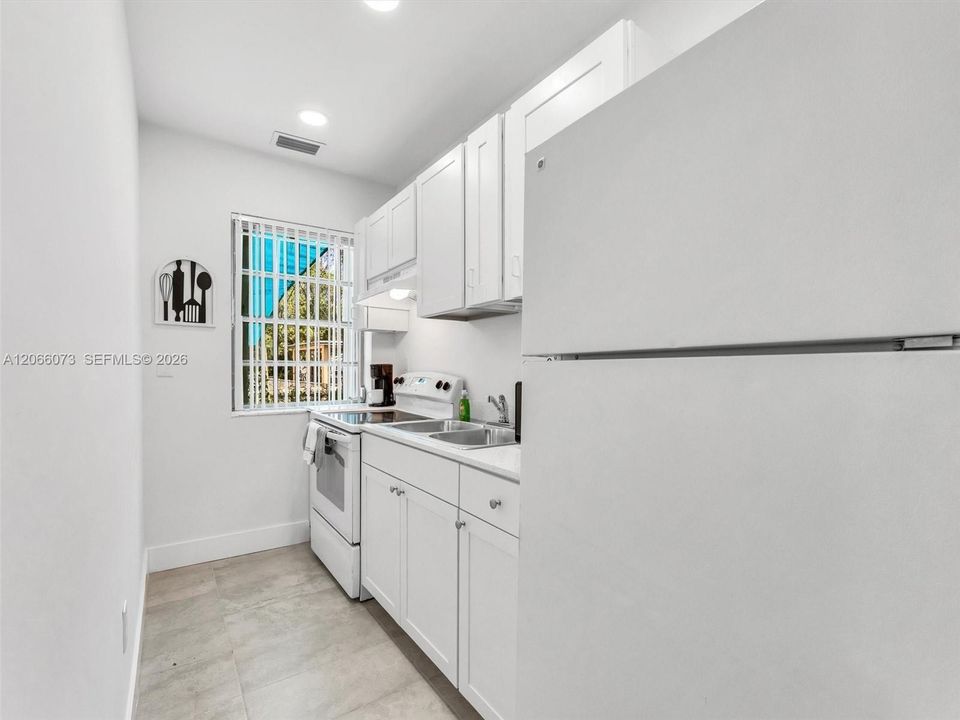 For Sale: $720,000 (0 beds, 0 baths, 1551 Square Feet)