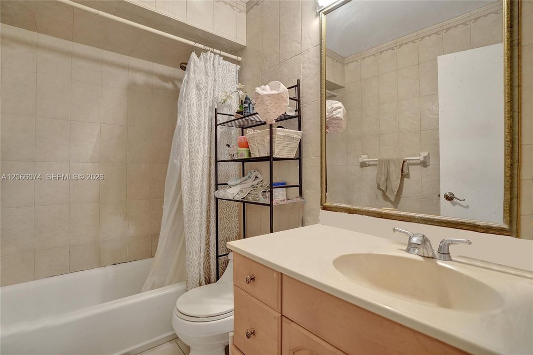 For Sale: $459,000 (3 beds, 2 baths, 1640 Square Feet)