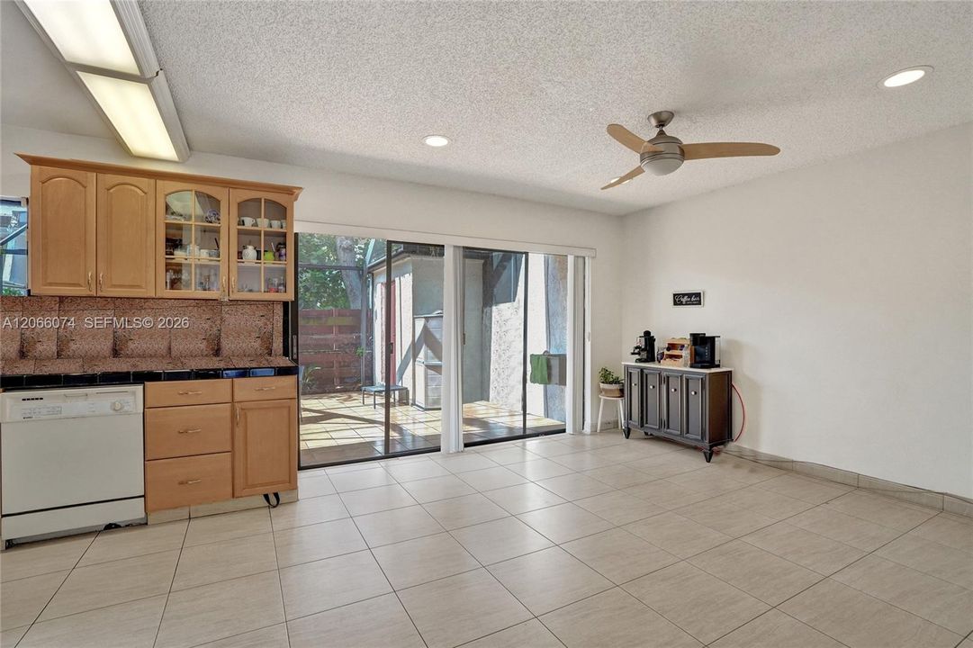 For Sale: $459,000 (3 beds, 2 baths, 1640 Square Feet)