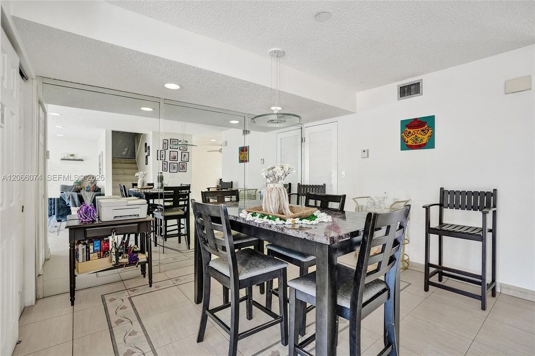 For Sale: $459,000 (3 beds, 2 baths, 1640 Square Feet)