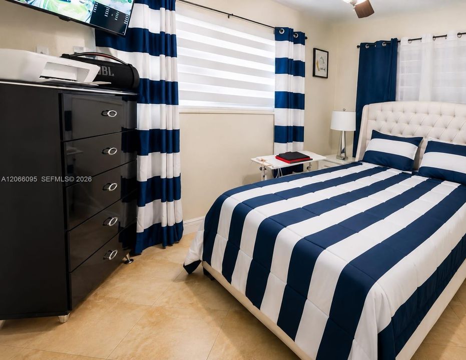 For Rent: $3,800 (3 beds, 2 baths, 1648 Square Feet)